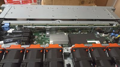 Dell 1U 12SFF R640, 2x Xeon Gold 6138, 16GB RAM