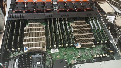 Dell 1U 12SFF R640, 2x Xeon Gold 6138, 192GB RAM