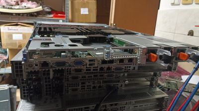 Dell 1U 2SFF+8NVME R640, 2x Xeon Silver 4114, 16GB RAM