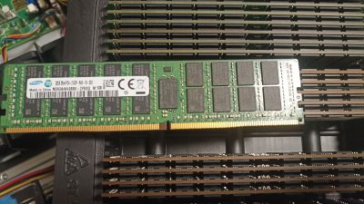 32GB DDR4 ECC Registered 2Rx4 PC4-2133P-RA0-10-DC0