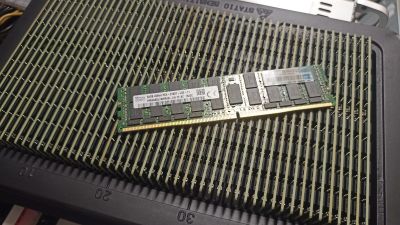 64GB DDR4 ECC Registered 4DRx4 PC4-2400T-LD2-11