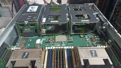 Cisco UCSC-C240-M4S 2U 8SFF 2PSU, 2x Intel Xeon E5-2667 v4, 32GB RAM