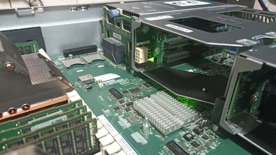 Cisco UCSC-C240-M4S 2U 8SFF 2PSU, 2x Intel Xeon E5-2667 v4, 32GB RAM