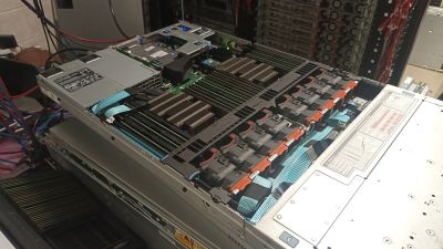 Dell R640 1U 10SFF (8NVME) 2PSU, 2x Xeon Gold 6126 - 5LBWPY2