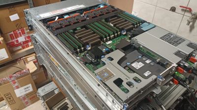 Dell R640 1U 10SFF (8NVME) 2PSU, 2x Xeon Gold 6130 - 6BXW833