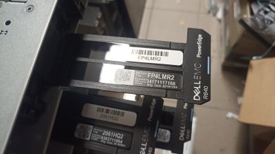 Dell R640 1U 8SFF 2PSU, 2x Xeon Bronze 3104 - FP4LMR2