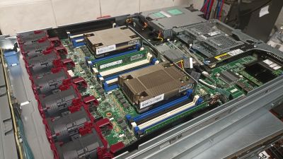 HP ProLiant DL360 Gen9 1U 4LFF 1PSU, 2x E5-2620v4, 16GB RAM, 4x 3TB SAS - MXQ63703V4