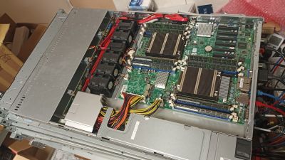 Supermicro 1U 4LFF 1PSU, X9DRD, 2xE5-2609, 64GB RAM
