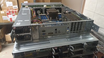 Supermicro 2U 24SFF 2PSU, MZ31-AR0-00, AMD EPYC 7401P 24C/48T