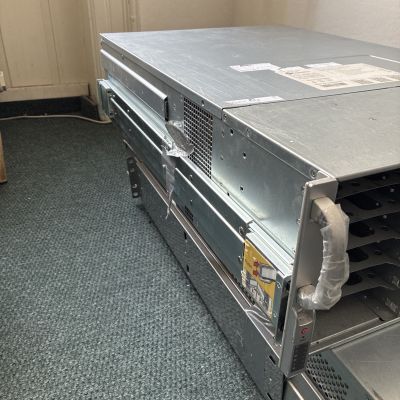 Supermicro 4U CSE-846, 24x3,"5 HDD