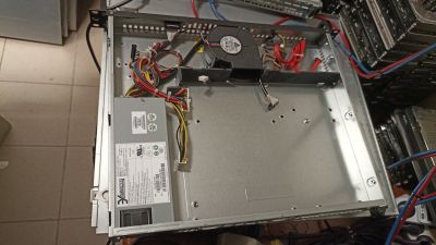 Supermicro Mini1U 512L-200B 200W